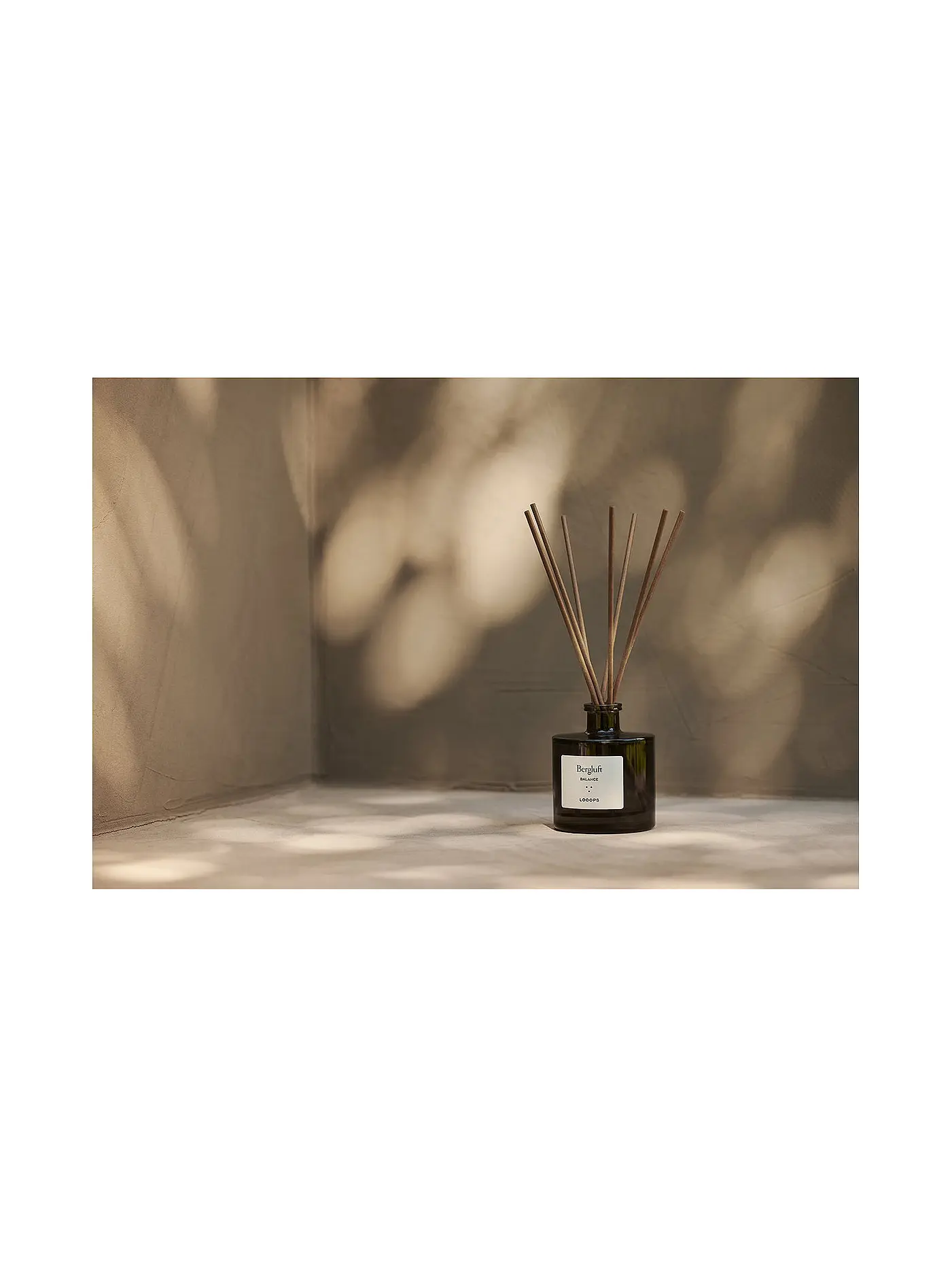 LOOOPS | Stäbchen Diffuser 100ml BERGLUFT | dunkelgrün